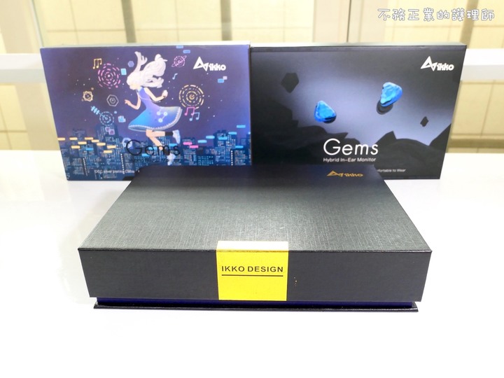 [不務正業護理師開箱]ikko GEMS OH1S 入耳式耳機～細膩解析⋅通透特質⋅小巧服貼⋅適合想更燒的您～