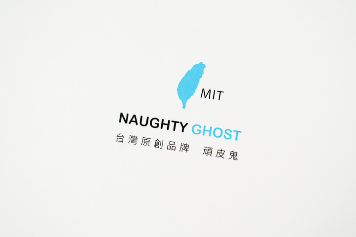 可以拆卸重複用的 iPad 藍光防窺片