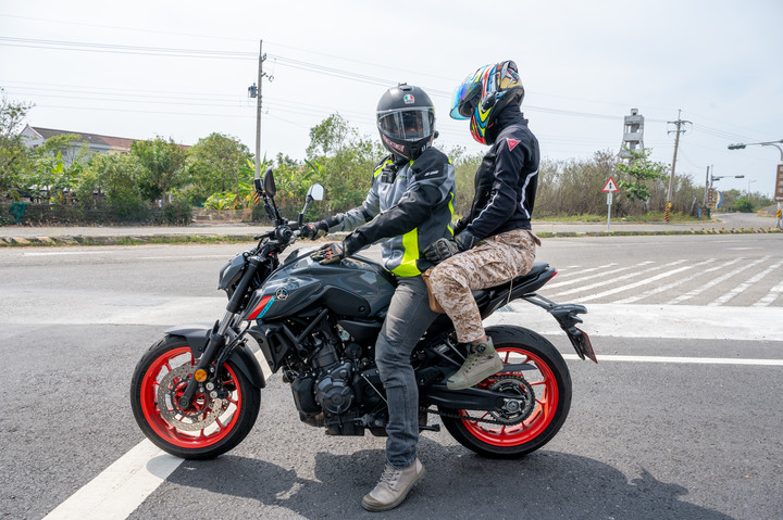 從異世界到來的Yamaha MT-07