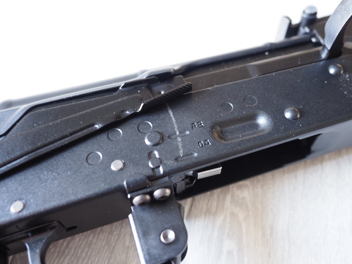 Tokyo Marui AKM 氣動空氣軟槍開箱