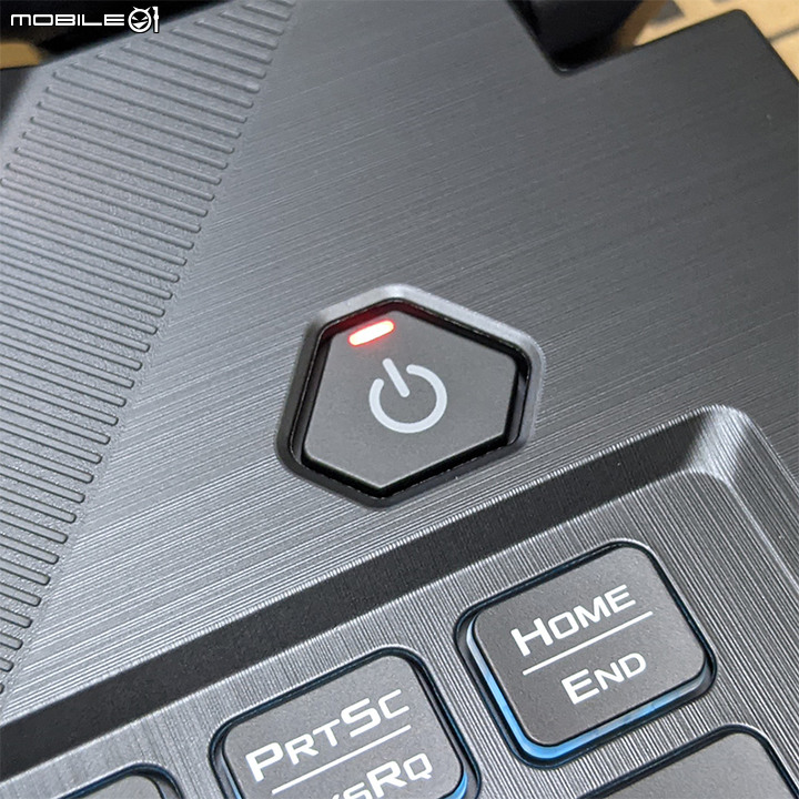 【筆電開箱】TUF GAMING A17 AMD電競筆電 FA706QM