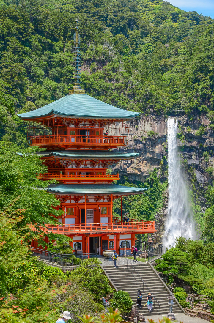 紀伊半島自駕遊-世界遺產巡禮2/4(本州最南端、潮岬、熊野古道、那智瀑布、日本第一大鳥居、伊勢神宮、夫妻岩)