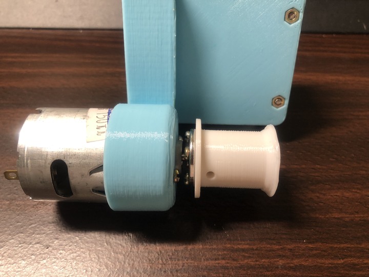 【脂肪變電能】健身車DIY改裝發電裝置,明天的手機用電,今天趕快用脂肪交換
