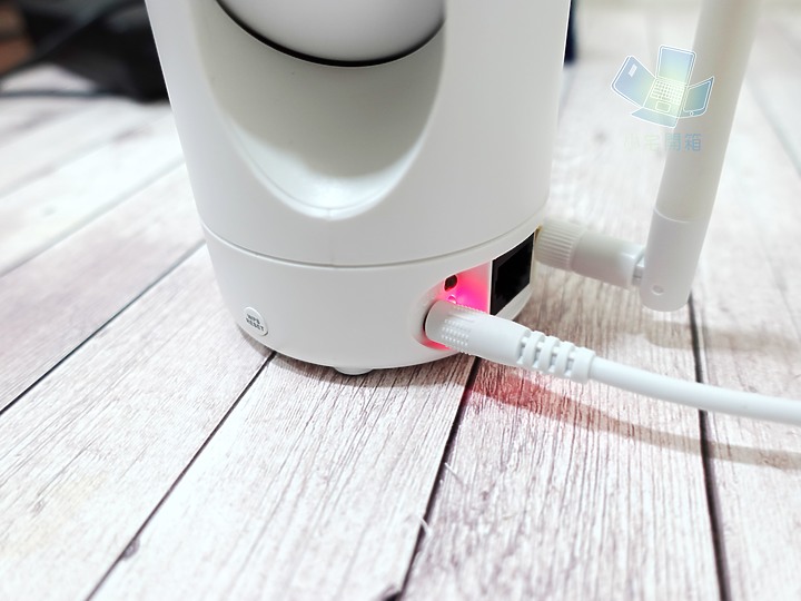 【小宅開箱】逼不得已，希望有遇到這問題的人也買一個 ft.FOSCAM R2M