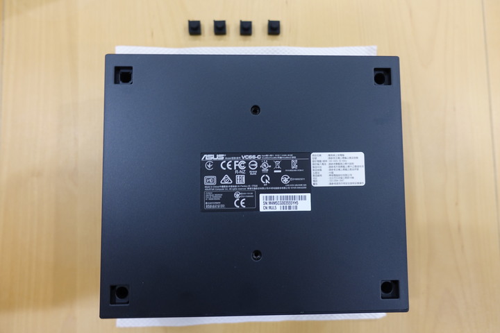 「開箱」ASUS VIVOMINI VC66 迷你小電腦