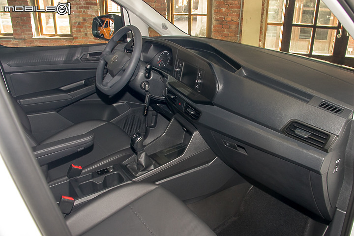 【採訪】Volkswagen Caddy Cargo 短軸自排 / 長軸手排 82.2 萬元正式上市!