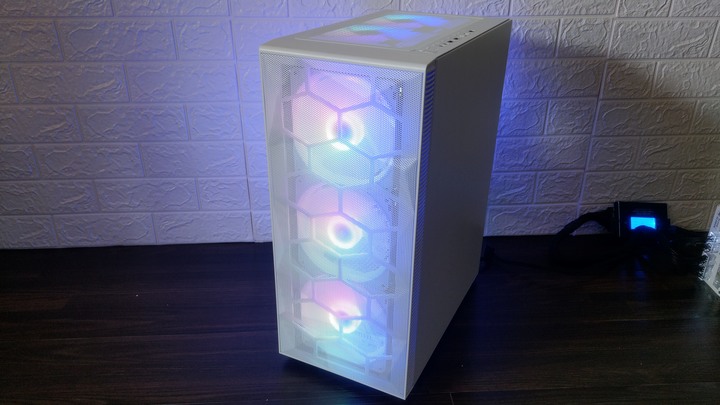 簡易開箱-MONTECH X3 MESH-純白 入門經濟款
