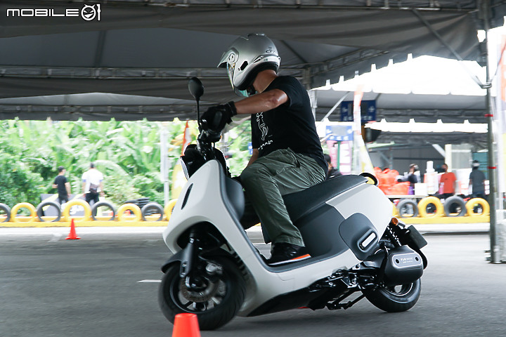 【採訪】Gogoro VIVA MIX Superfast 實車鑑賞！考照練習借用服務同步上線！