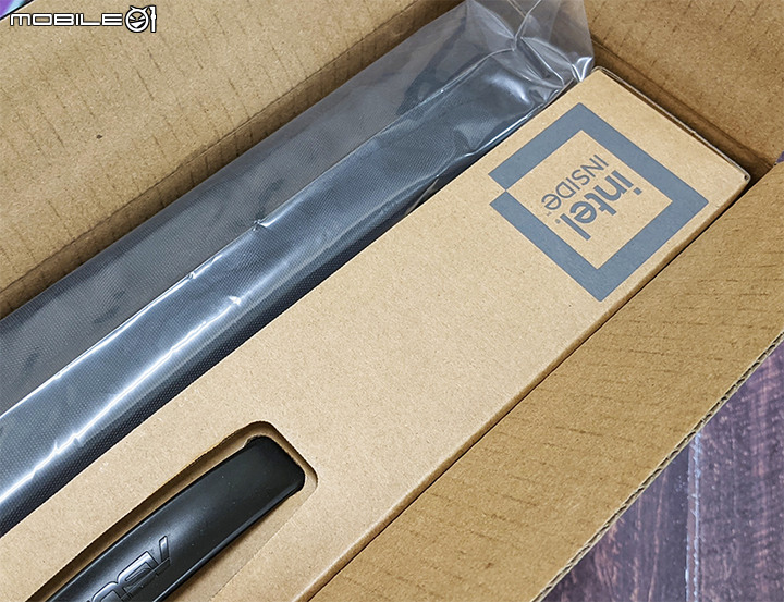 老婆新機S513EQ來開箱