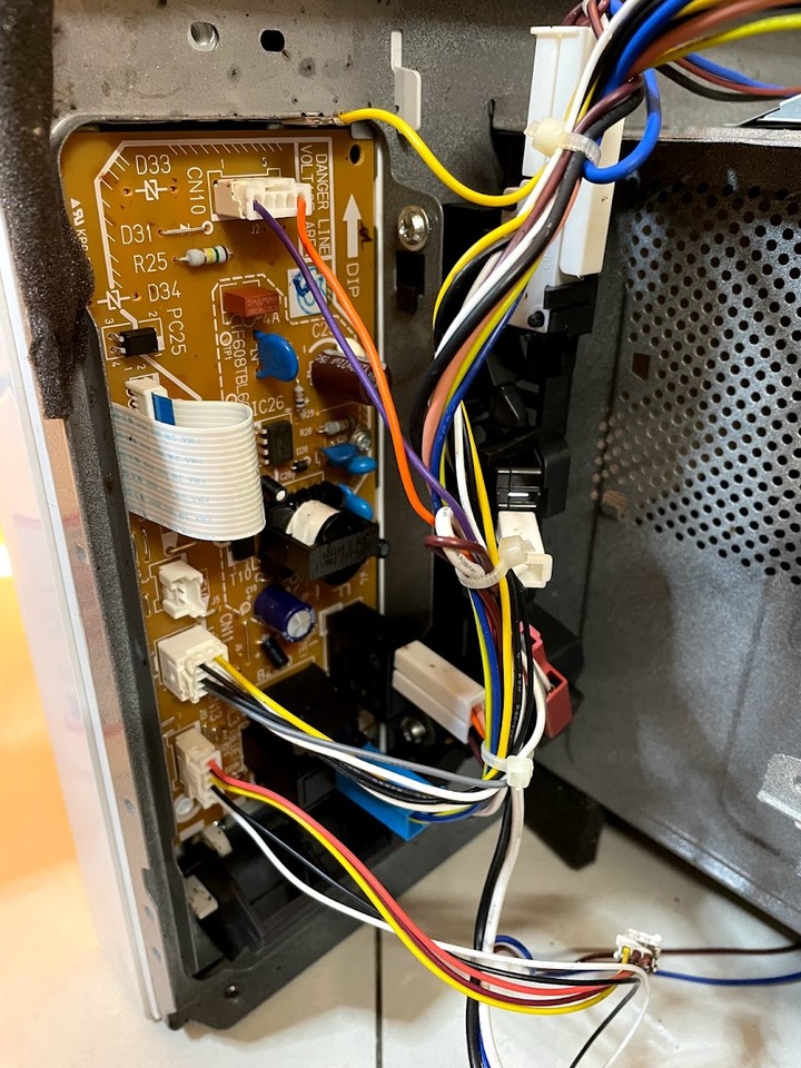 Panasonic NN-GD37H 微波爐故障 DIY 維修 + 詳細清潔