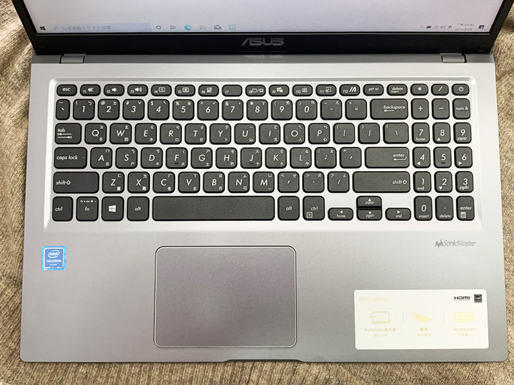 點我看大圖 工作機ASUS X515M