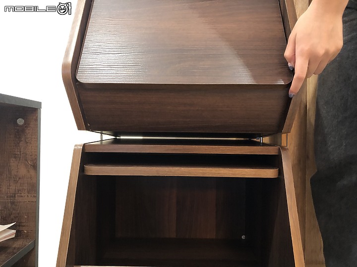 【開箱】手殘女不用靠男人 自己也能組裝DIY收納掀門櫃