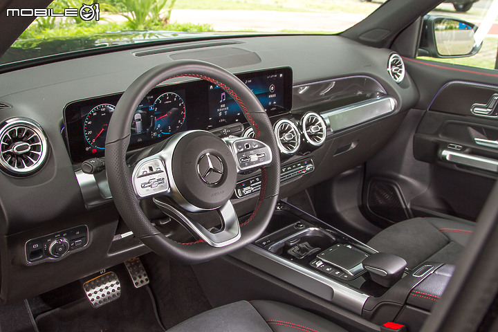 Mercedes-Benz GLB200七人座試駕∣致,以家人為重的你/妳