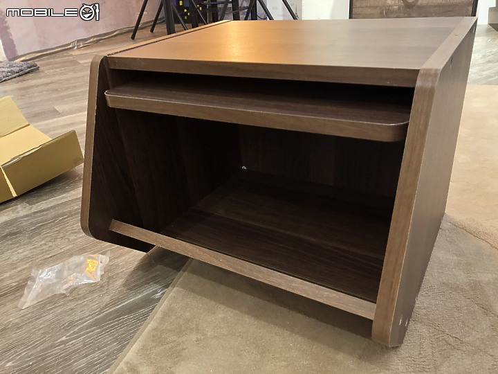 【開箱】手殘女不用靠男人 自己也能組裝DIY收納掀門櫃