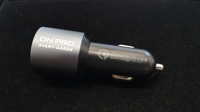 外出旅行車內必備良品，低調的台灣品牌 【ONPRO  GT-P30QC 雙模式快充 PD30W+QC3.0 車用充電器】 開箱分享