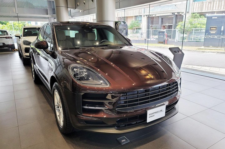 初探高雄保時捷中古車部門心得