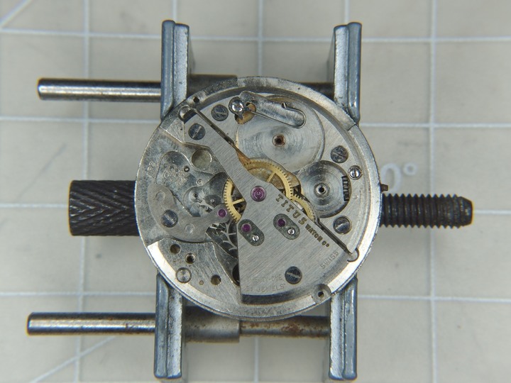 自娛玩修錶 - 天長地久: 鐵達時TITUS DE LUXE 21 Jewels (Case MOD. 5486/Venus cal. 227)