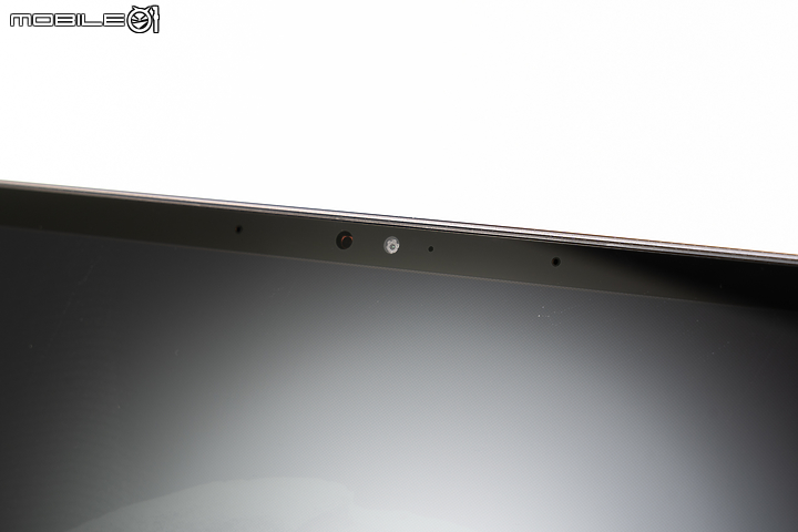 MSI Creator Z16 實機測試 以經典美學為基礎的創作者筆電