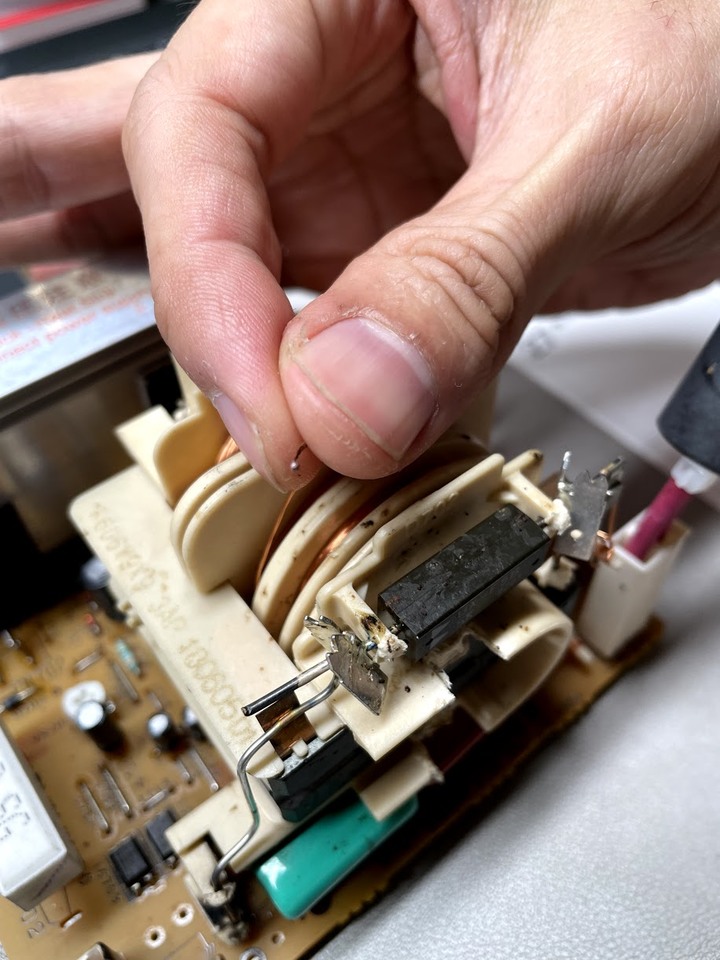 Panasonic NN-GD37H 微波爐故障 DIY 維修 + 詳細清潔