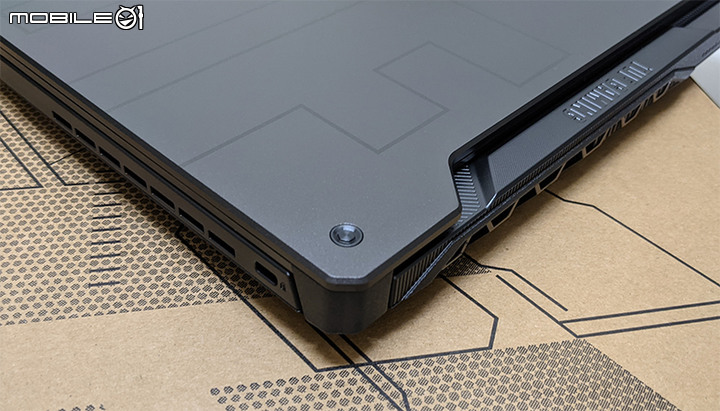【筆電開箱】TUF GAMING A17 AMD電競筆電 FA706QM