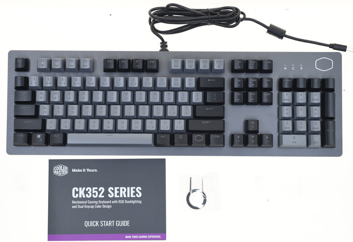 動手玩Cooler Master CK352電競機械鍵盤