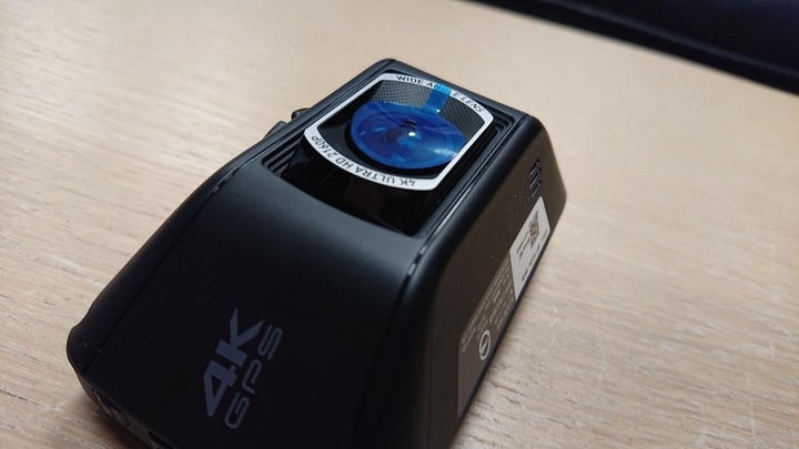 開箱MIO 887 4K 安全預警6合1行車記錄器