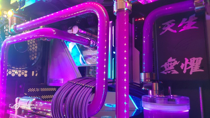 ROG & EKWB信仰電腦自組升級分享。