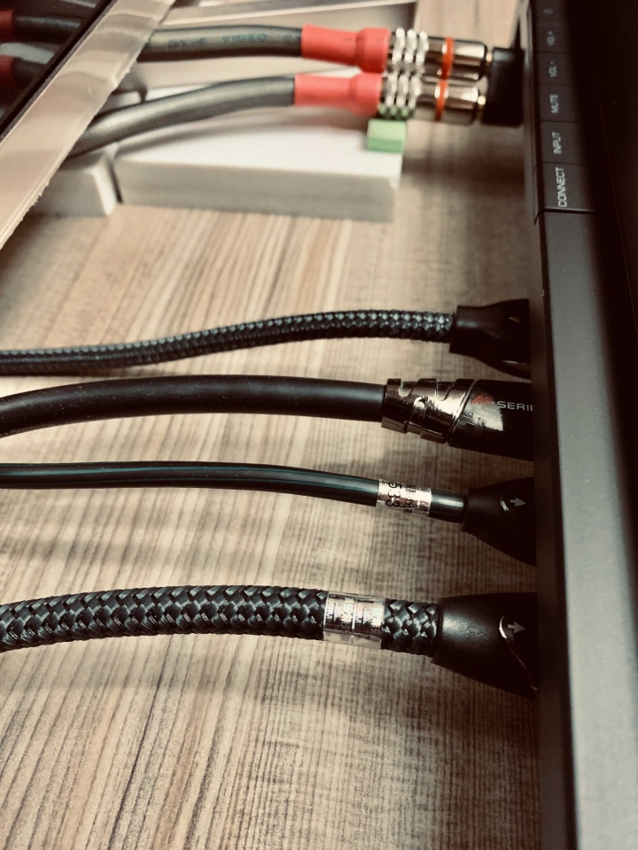Apple TV 4K 2021 :搭配美國線聖carbon的聲音表現