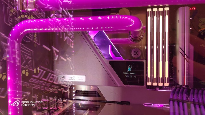 ROG & EKWB信仰電腦自組升級分享。