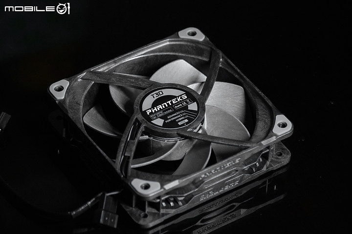 點我看大圖 高性能新選擇PHANTEKS GLACIER ONE 240T30 & T30-120高壓扇開箱測試