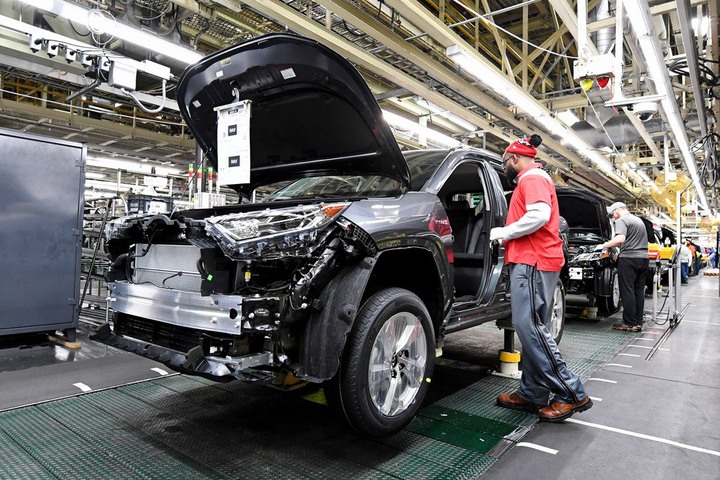 RAV4、ES都將受影響豐田汽車計畫9月減產40%！