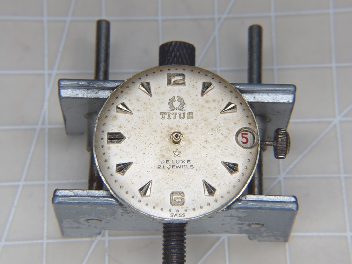 自娛玩修錶 - 天長地久: 鐵達時TITUS DE LUXE 21 Jewels (Case MOD. 5486/Venus cal. 227)