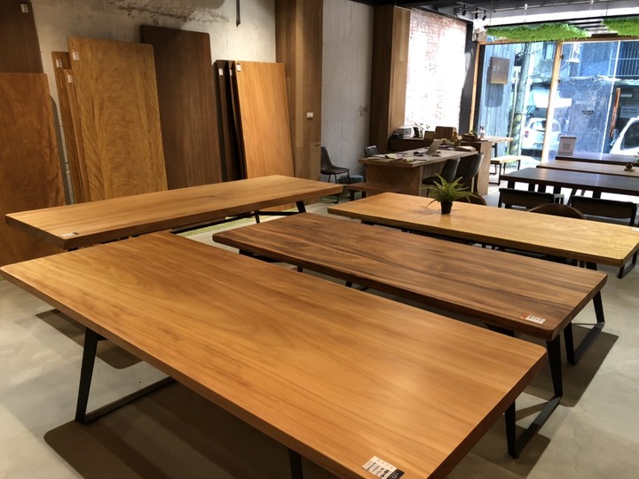 桃園尋找新家的原木餐桌板心得實木開箱