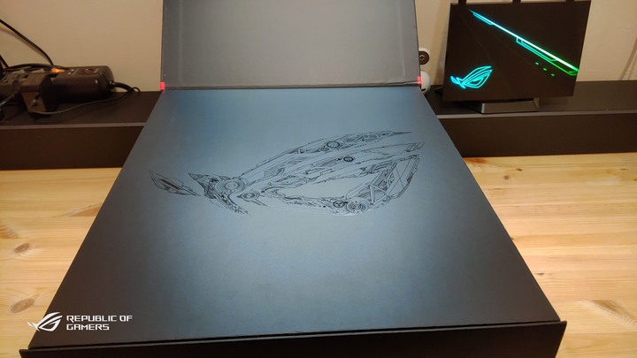 ROG & EKWB信仰電腦自組升級分享。