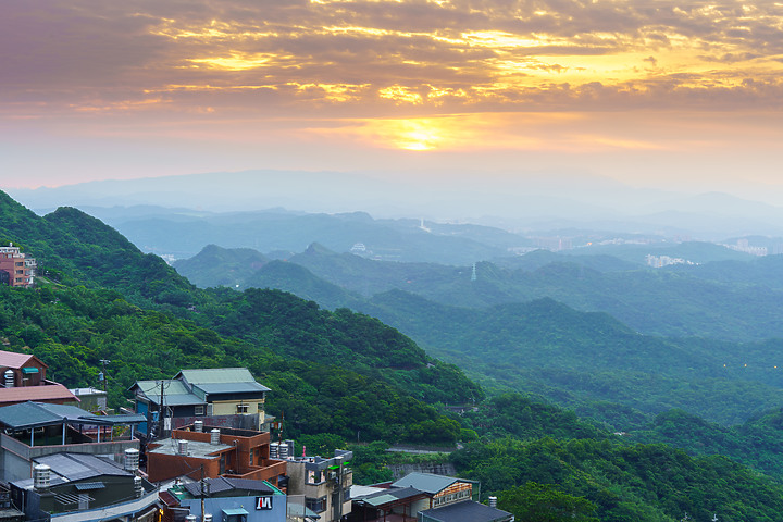 蹦火仔／ 九份