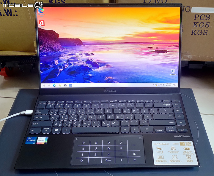 點我看大圖 【開箱】老爸工作機ZenBook UX425EA