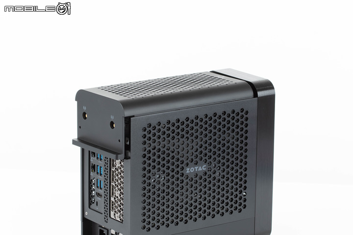 ZOTAC MAGNUS ONE 迷你電競主機開箱 在小機體內求取效能平衡點
