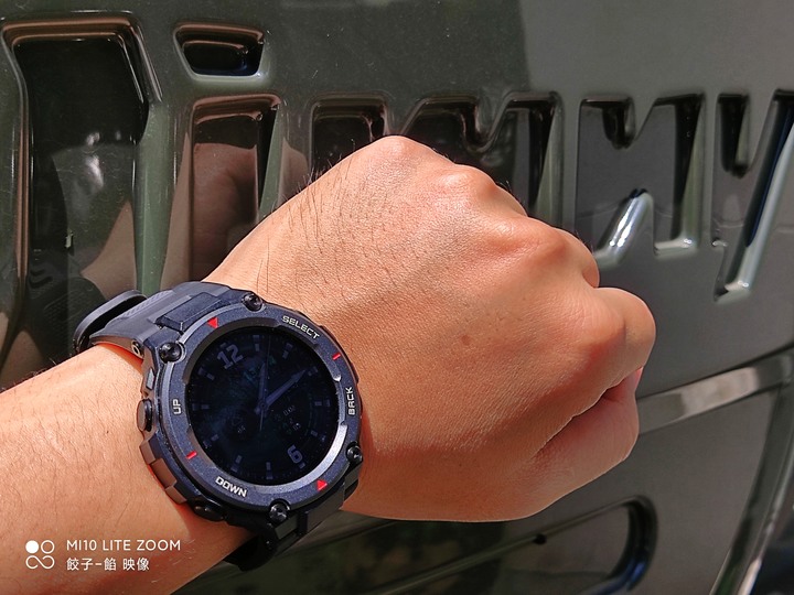 [ 開箱 - 強悍、耐超 ] Amazfit T-Rex Pro 軍規級的智慧手錶 極限運動的好選擇