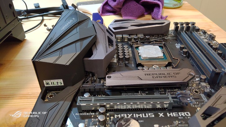 ROG & EKWB信仰電腦自組升級分享。