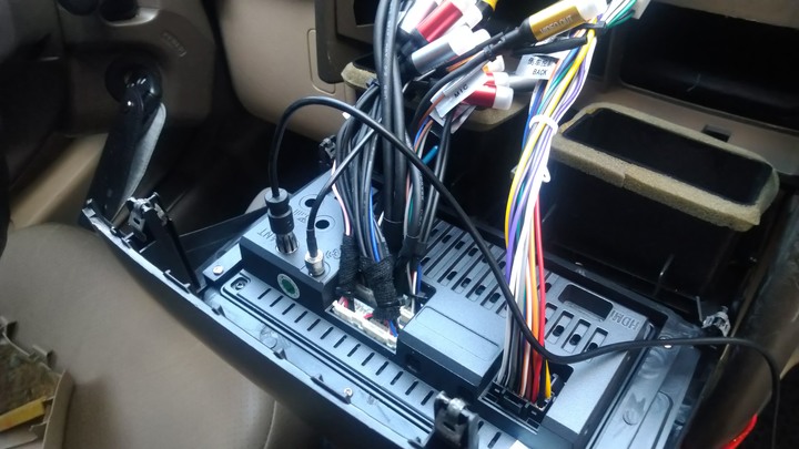 老車 2006年HONDA CRV2.5代音響收音機改善DIY