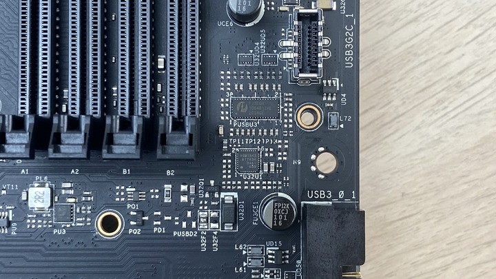 最美 Z590 主機板，沒有之一。NZXT N7 Z590 絕美開箱