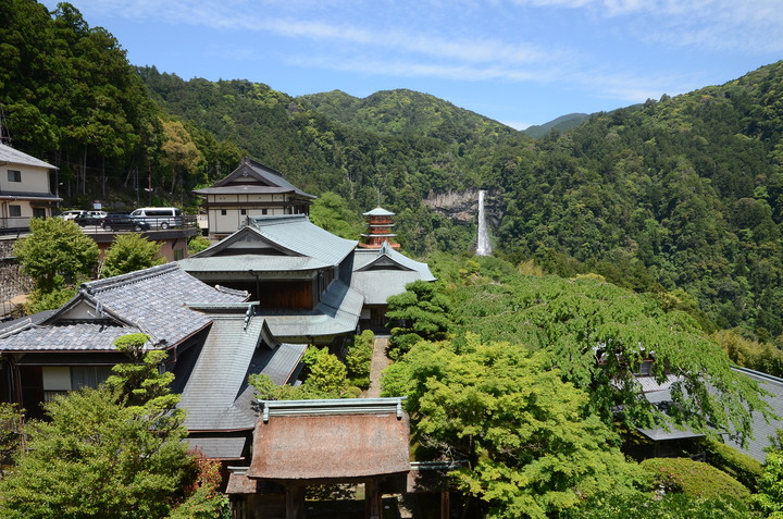 紀伊半島自駕遊-世界遺產巡禮2/4(本州最南端、潮岬、熊野古道、那智瀑布、日本第一大鳥居、伊勢神宮、夫妻岩)