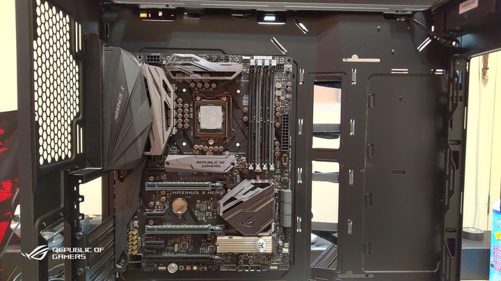 ROG & EKWB信仰電腦自組升級分享。