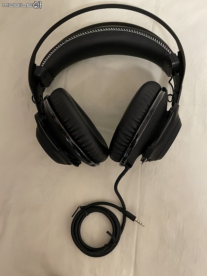 新週邊入手 HyperX Cloud Revolver 7.1 簡單開箱