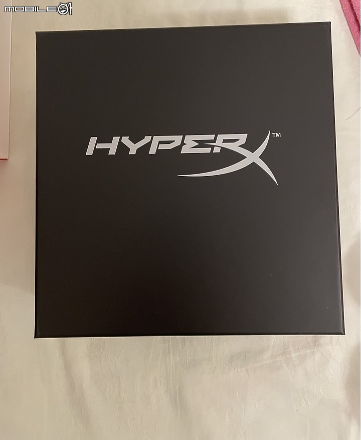 新週邊入手 HyperX Cloud Revolver 7.1 簡單開箱