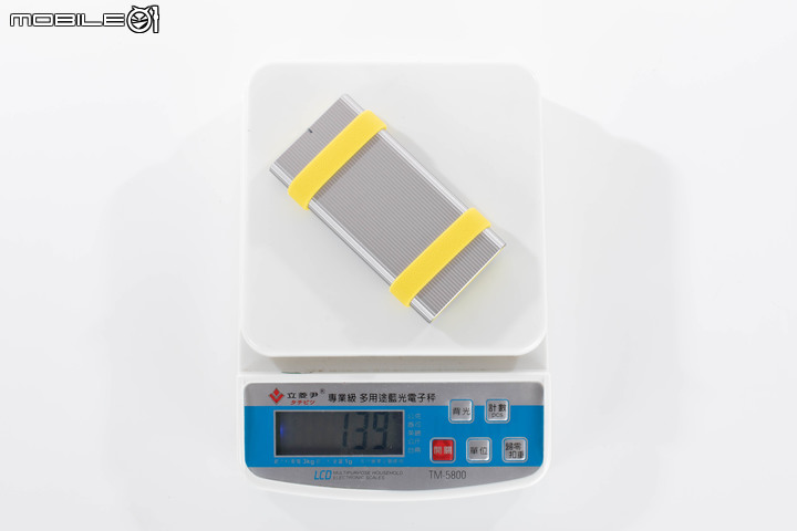 Sony TOUGH SL-M1 外接 SSD 開箱實測 以耐候設計提供安心儲存選擇
