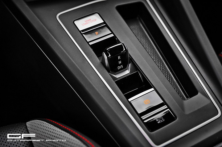 --科技鋼砲-- Volkswagen Golf 8 GTI 理性與感性之交錯 圖文分享