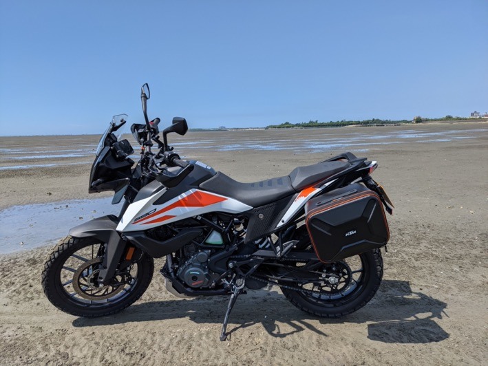 KTM 390ADV的日常:有山、有海、好生活