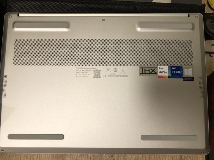 [不專業多圖開箱] 終於入手理想規格的筆電機械格命F1官方頂規，找超久