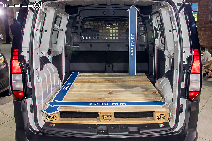 【採訪】Volkswagen Caddy Cargo 短軸自排 / 長軸手排 82.2 萬元正式上市!